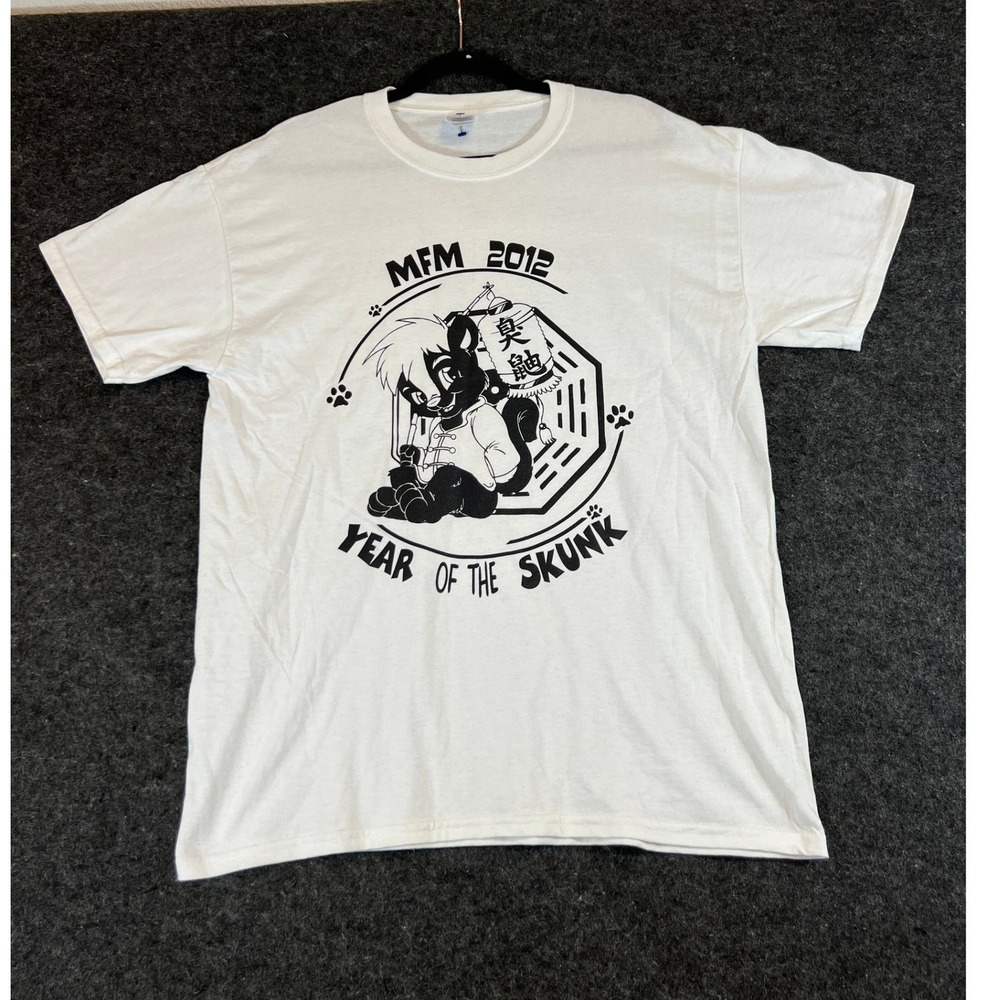 Mephit Furmeet 2012 Skunk Furry Hentai T-Shirt White Mens Large Anime Manga Y2K
